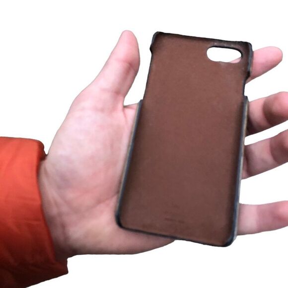 Authentic Gucci Iphone Case Supreme GG Tiger 7/8 Beige FOR IPHONE 7 AND 8 ONLY - Picture 11 of 15